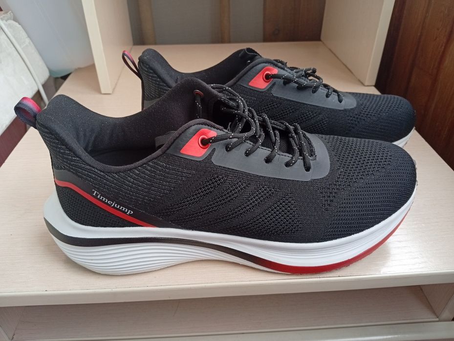 Кроссовки летние time jump 44размер новые практически.