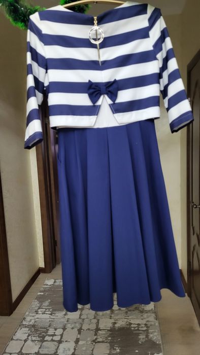 Платья коктейльные