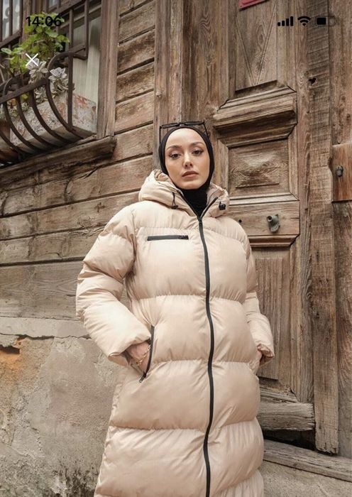 Куртка бежевая