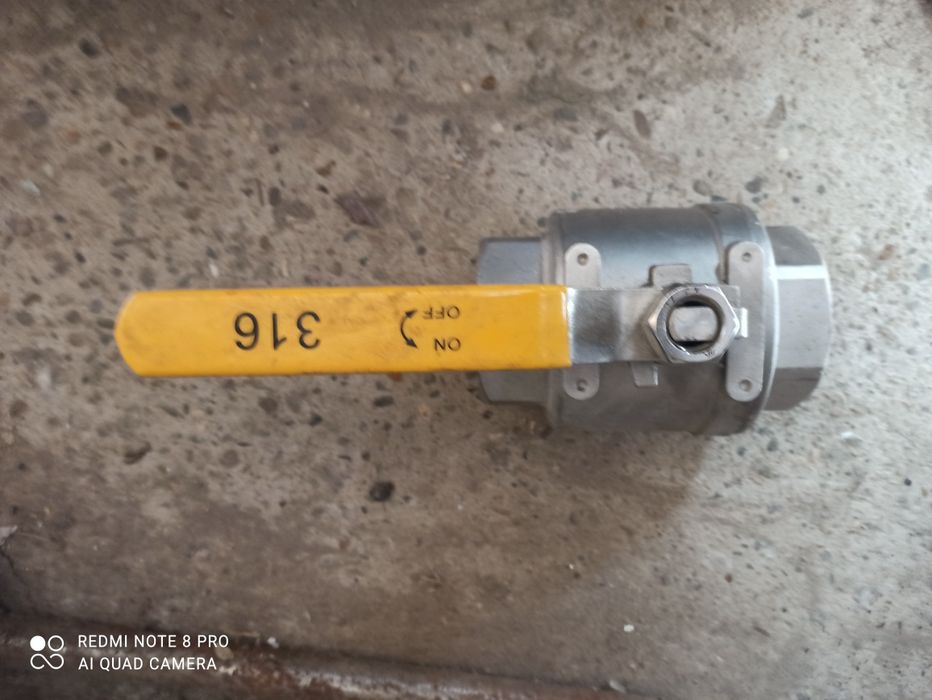 Robinet Inox 304 de 1.1/2 țoli.si robinet inox 316 de 2.1/2 țoli