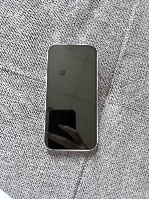 Iphone 16 с гаранция