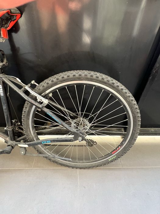 Bicicleta mountain bike DHS