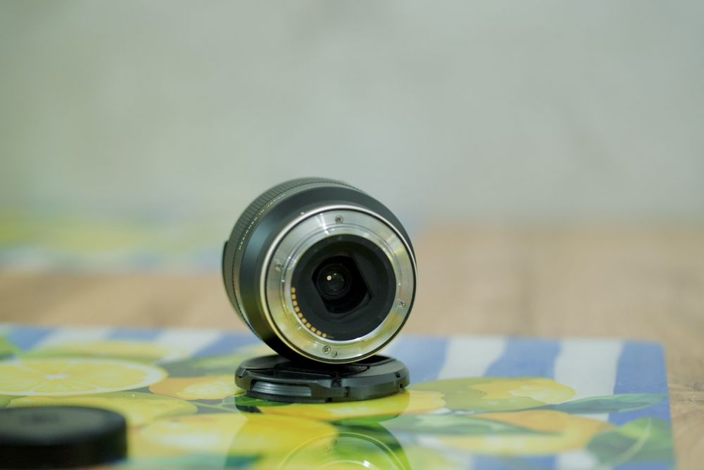 Tamron 20 mm F2.8 pentru Sony