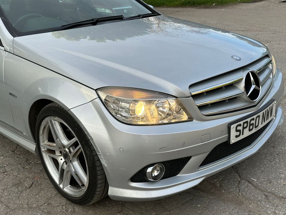 Mercedes C250  на части. 150000 км. 2010 година.