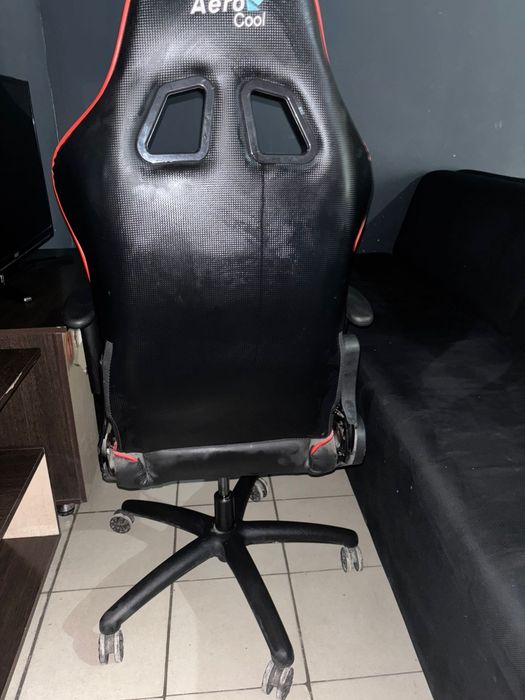 Игровое кресло срочно