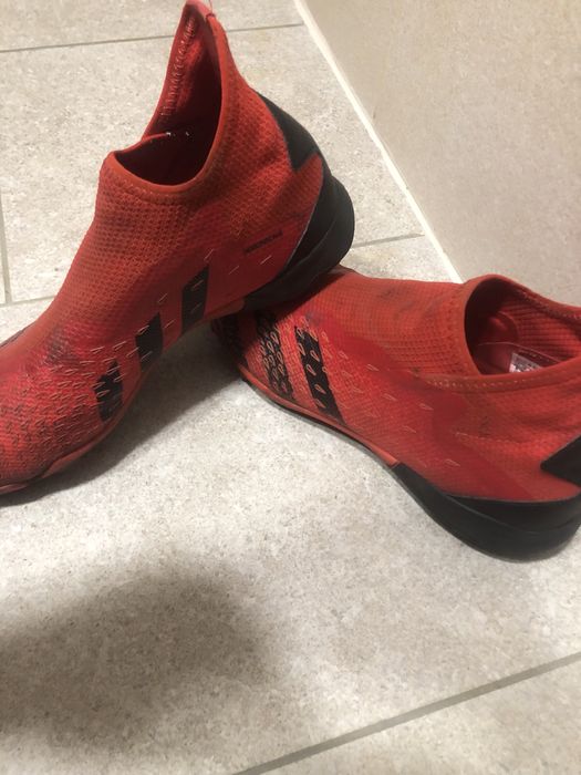 Футболни обувки-стоножки