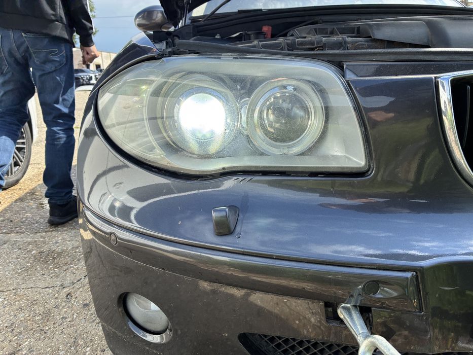 Far faruri stanga dreapta bmw seria 1 e81 e82 e87 e88 xenon