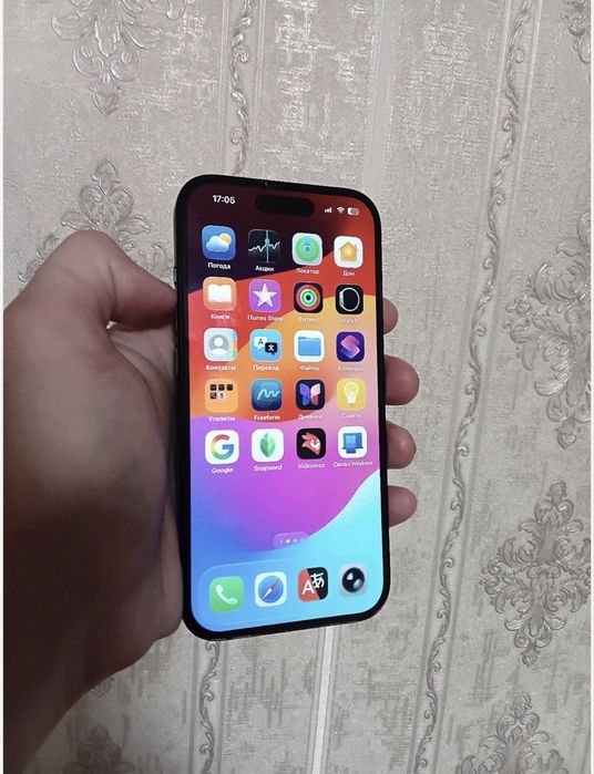 СРОЧНО! ТОРГ продам Iphone 15 в идеальном состояний