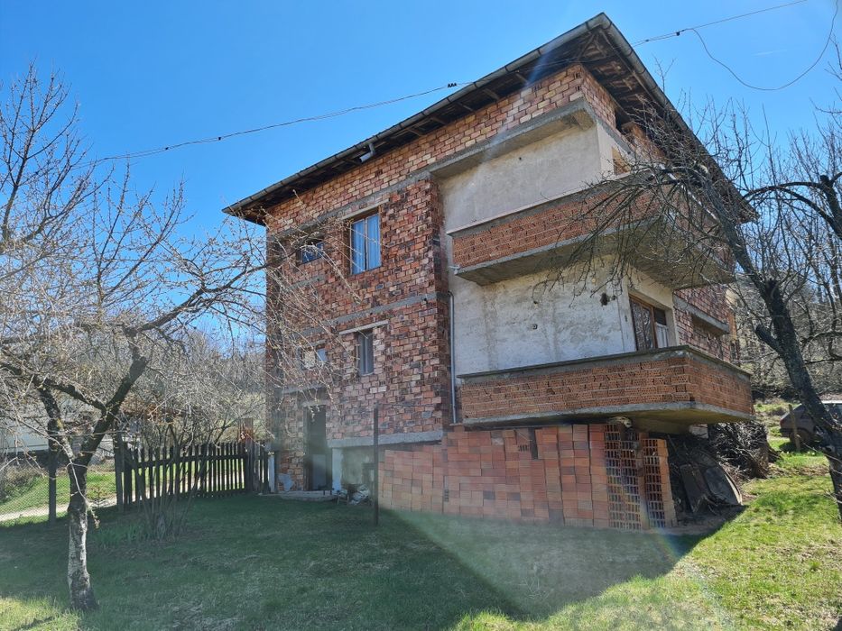 Продава се Къща в с. Падеш, Област Благоевград - 160 кв.м за 485 €/кв.м - Снимка #1