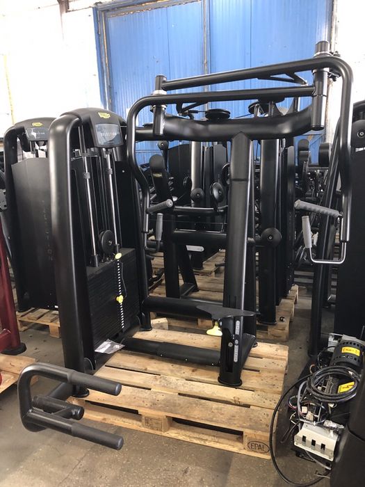 Aparate Fitness technogym selection line
