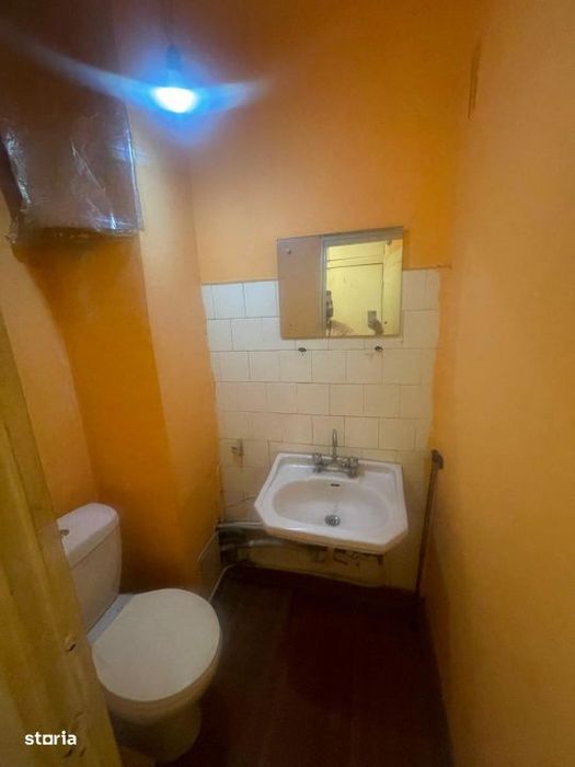 Apartament decomandat, 3 camere si 2 bai, 63.97 mp, zona Lapus Arges
