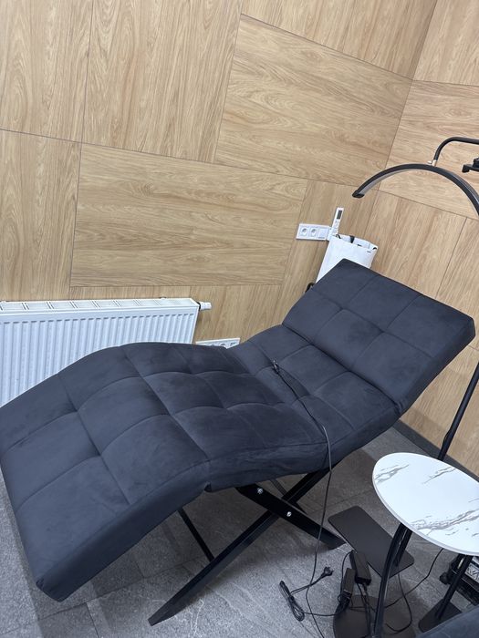 Продам кушетку! Срочно! 2 шт