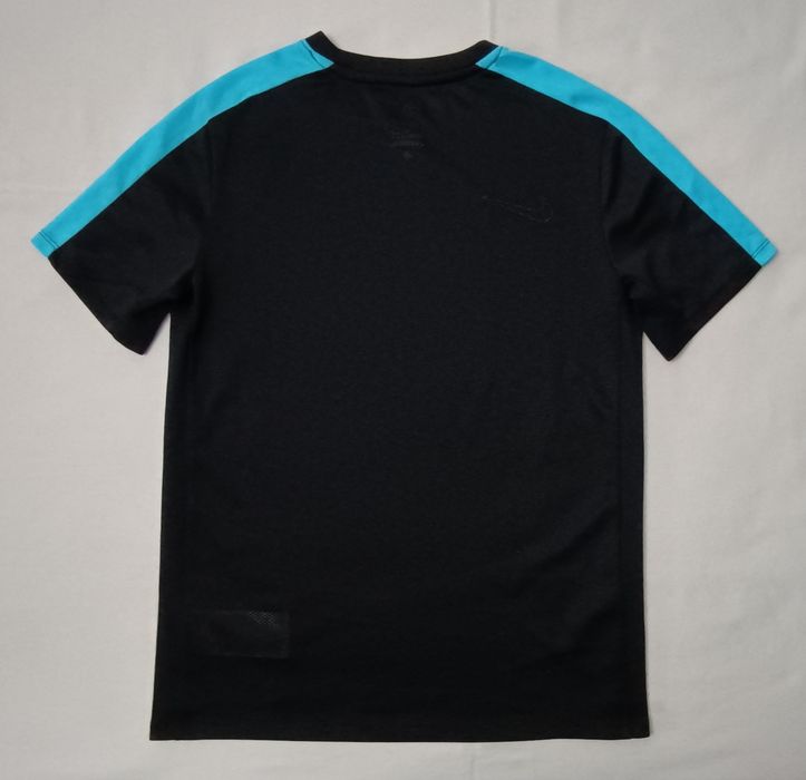 Nike DRI-FIT Tee оригинална тениска ръст 147-158см Найк спортна черна фланелка