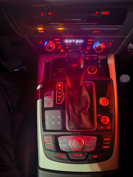 Audi A6, C7 2016 Алкантара