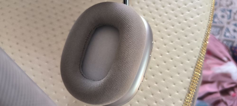 Накладные наушники R2 Max