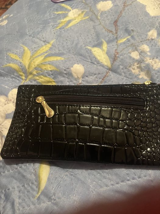 Продам срочно женский кошелек