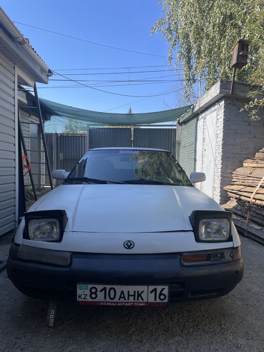 Mazda 323f bg 1993