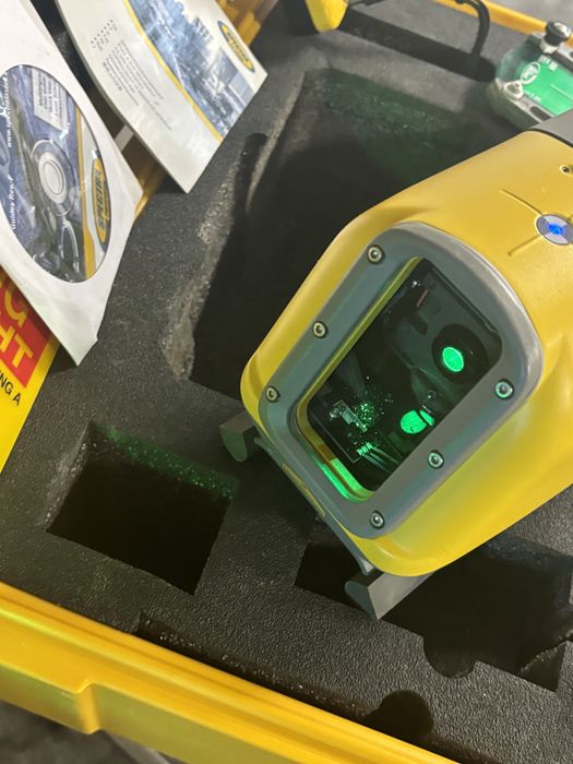Spectra dg613G Nivela laser canalizare Topcon hilti leica