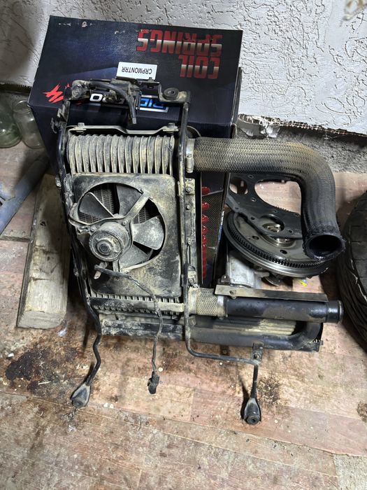 Мотор интеркулер пружина