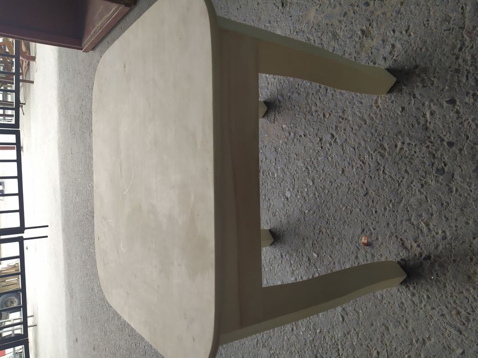 Продам табуретки детские столы стулья