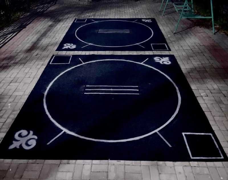 Асық ату кілемі, ковралан для спорта асық ату