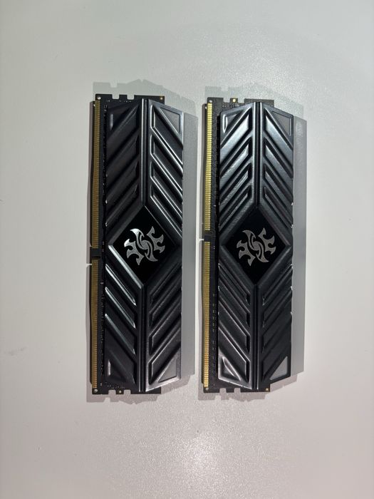 Оперативная память 2x8 16 gb