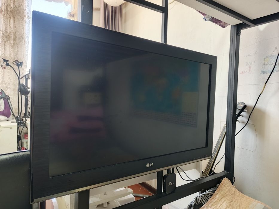 LG 32CS460 32 дюйма (сделано в Корее)