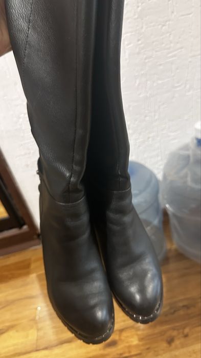 Женская обувь, отдам даром