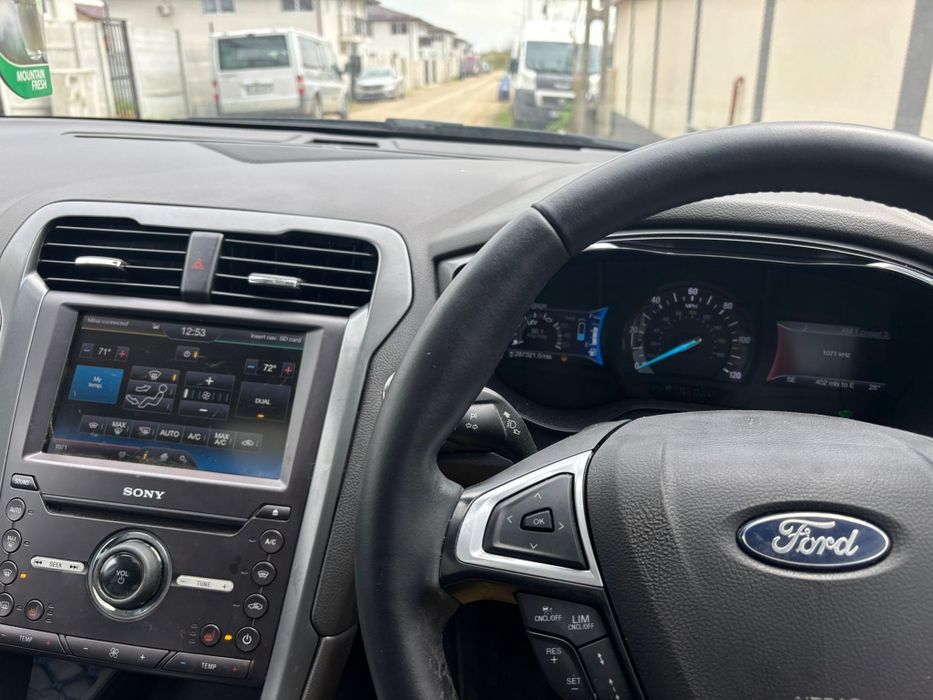 Vând haion ford mondeo mk5 sedan 20 hibrid