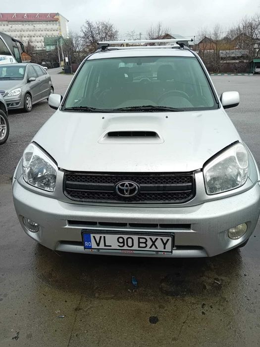 Vand toyota RAV 4 an 2005