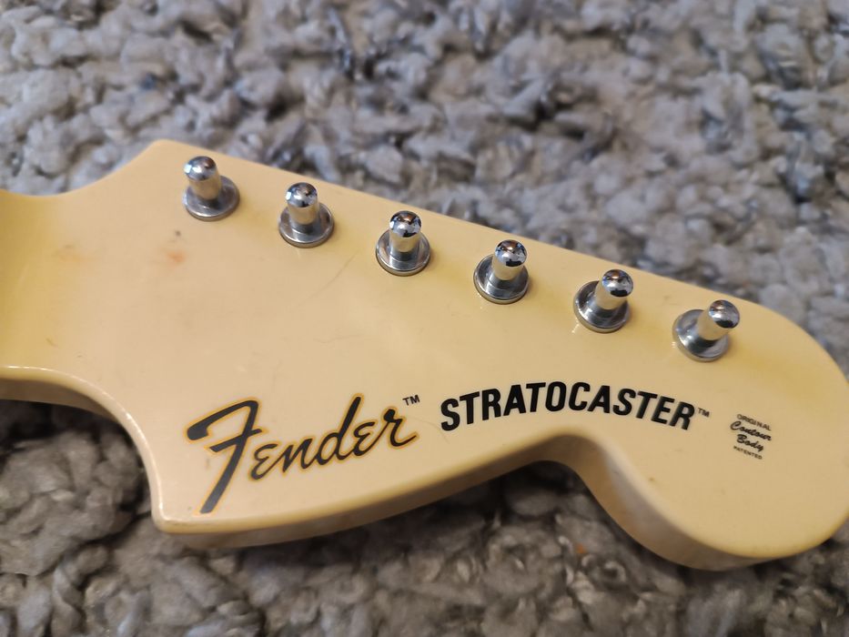 Jucarie chitara guitar Fender Stratocaster  pt Guitar Hero PlayStation