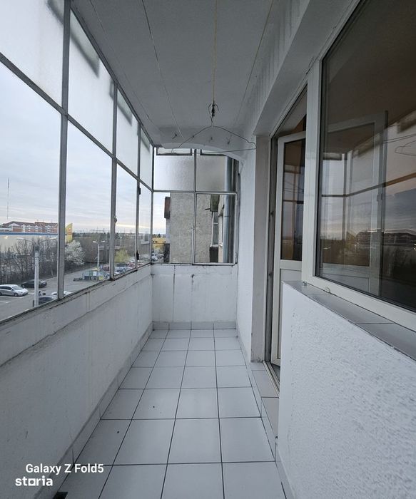 Apartament cu 3 camere de închiriat – pentru echipe de muncitori!