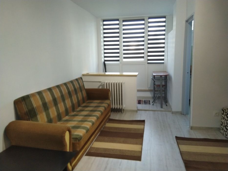 Garsoniera de închiriat