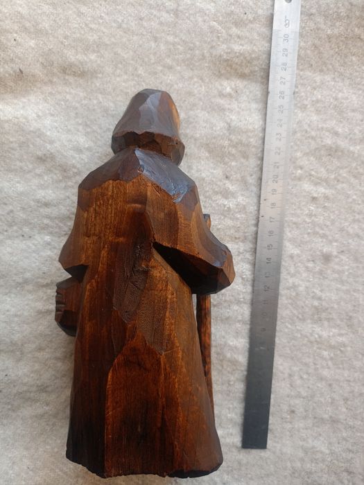 Фигури от дърво, дърворезба