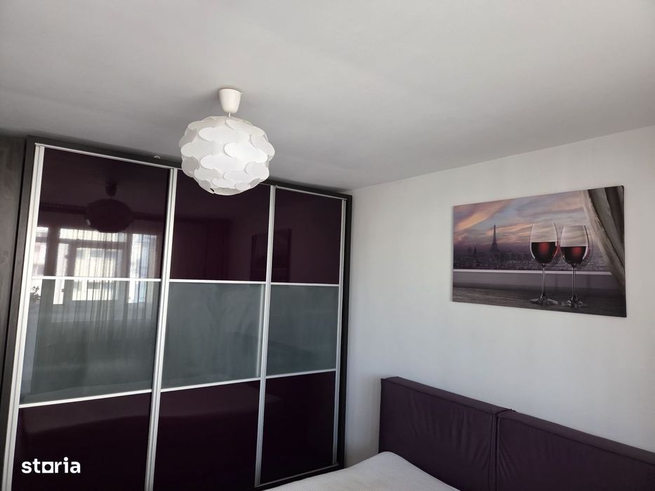 Închiriez apart . 3 camere zona Trapezului, complet mobilat și utilat