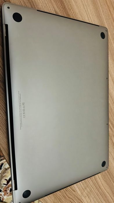 MacBook Pro 15 core i7 ram16Gb