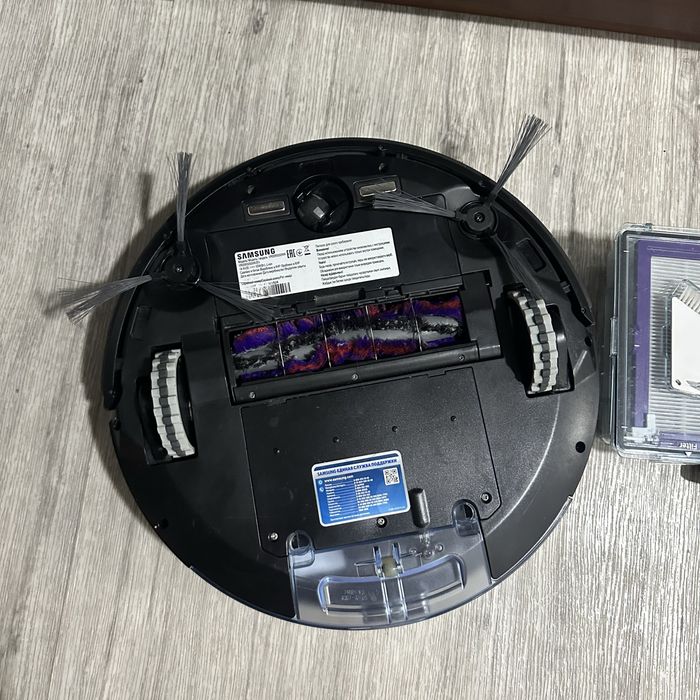Робот пылесос Samsung