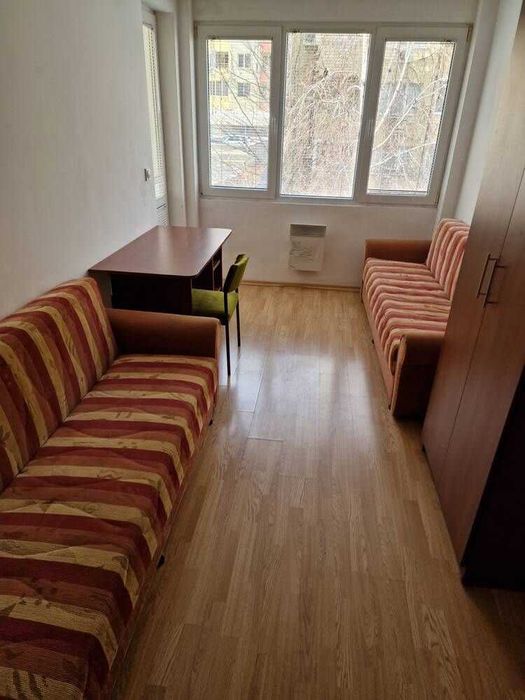 Тристаен ап. под наем в кв. Дървеница