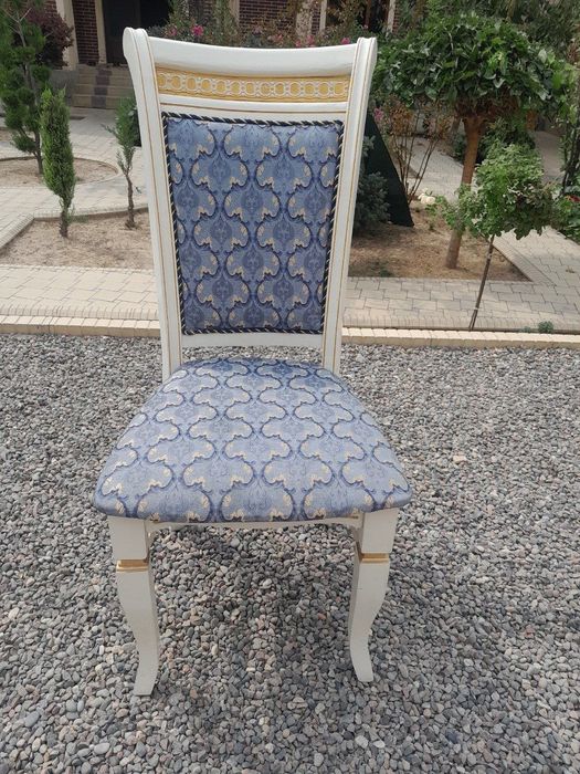 Stul sotiladi holati yangidek 220.000