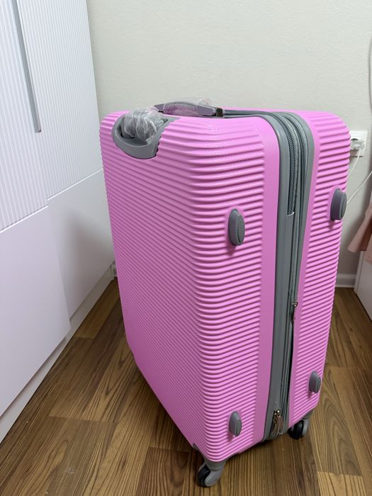 Чемодан большой L