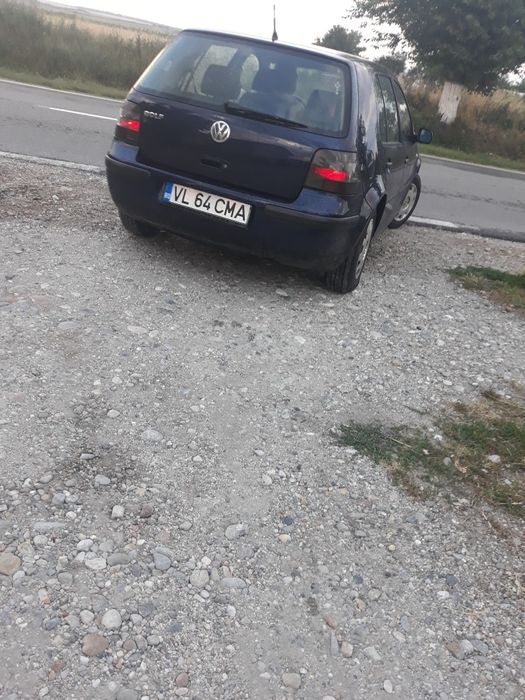 Vând Golf 4 1.4, acte valabile pana anul următor,fiscal pe loc.