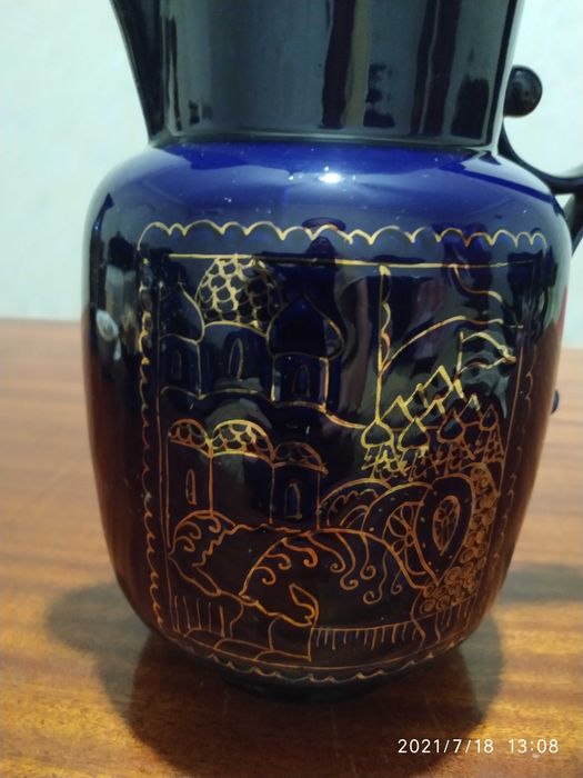 Продается кувшин для напитков