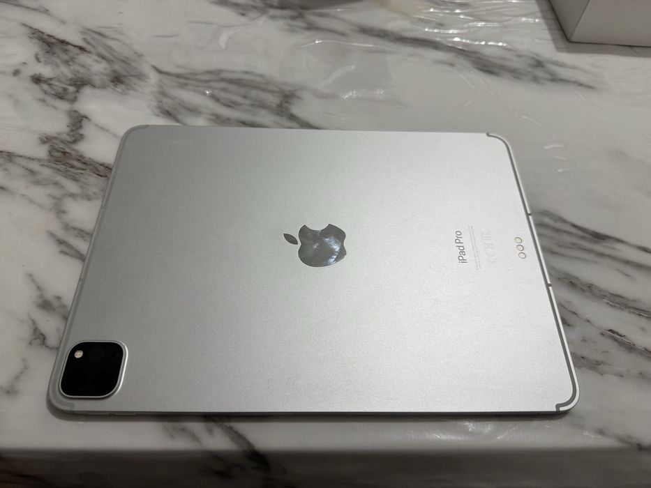 Продам IPAD PRO M2