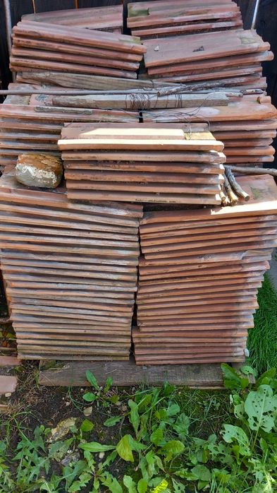 Țiglă veche + coama