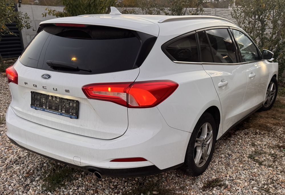 FORD Focus 2019 — imagine 4