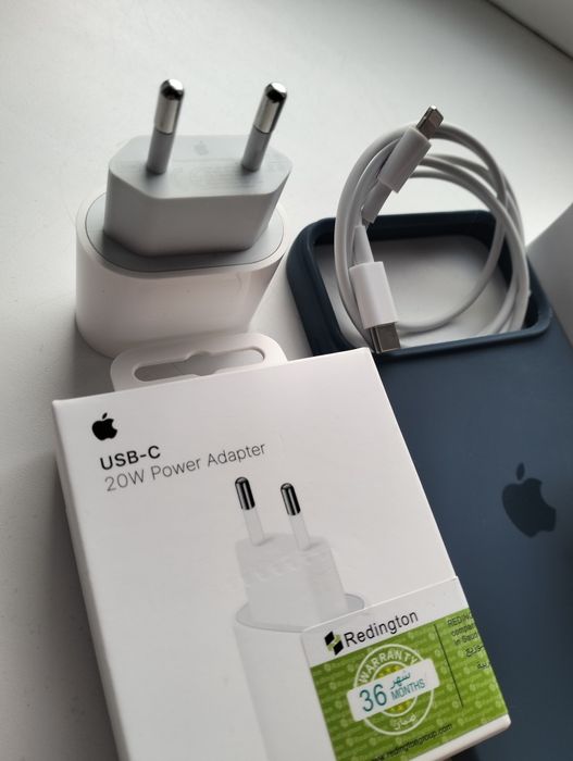 iPhone XR 128GB в корпусе iPhone 17 Pro