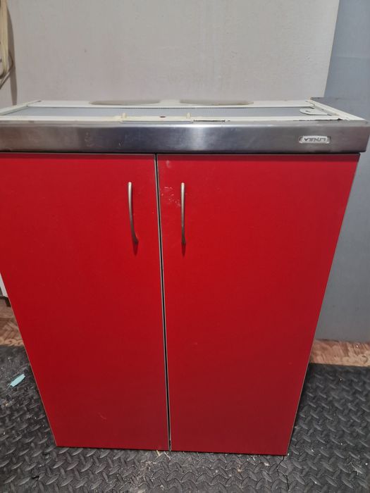 Кухненски шкаф с аспиратор