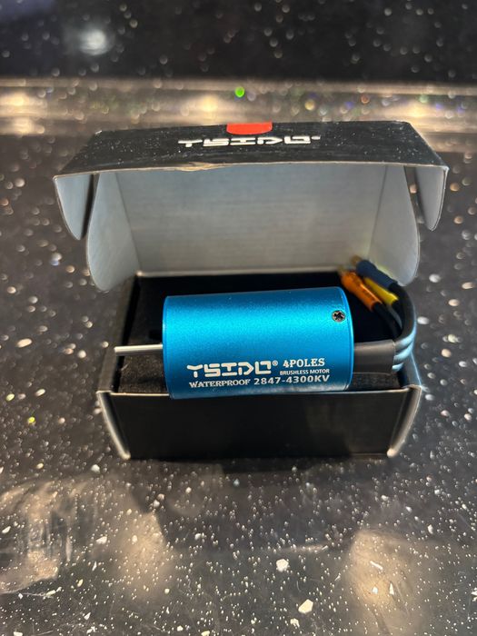 RC Brushless motor 2847 4300kv