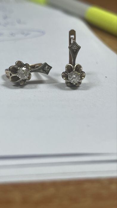 Серьги с бриллиантами