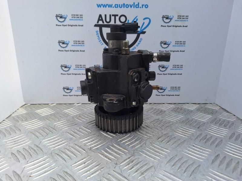 Pompa injectie Opel Signum facelift 1.9 CDTI